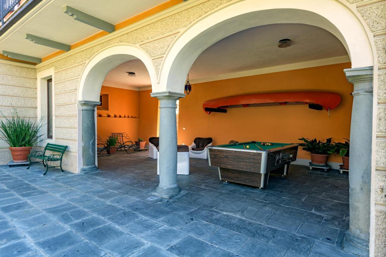 Residenza Di Prestigio In Riva Al Lago Marone Loft Exterior photo