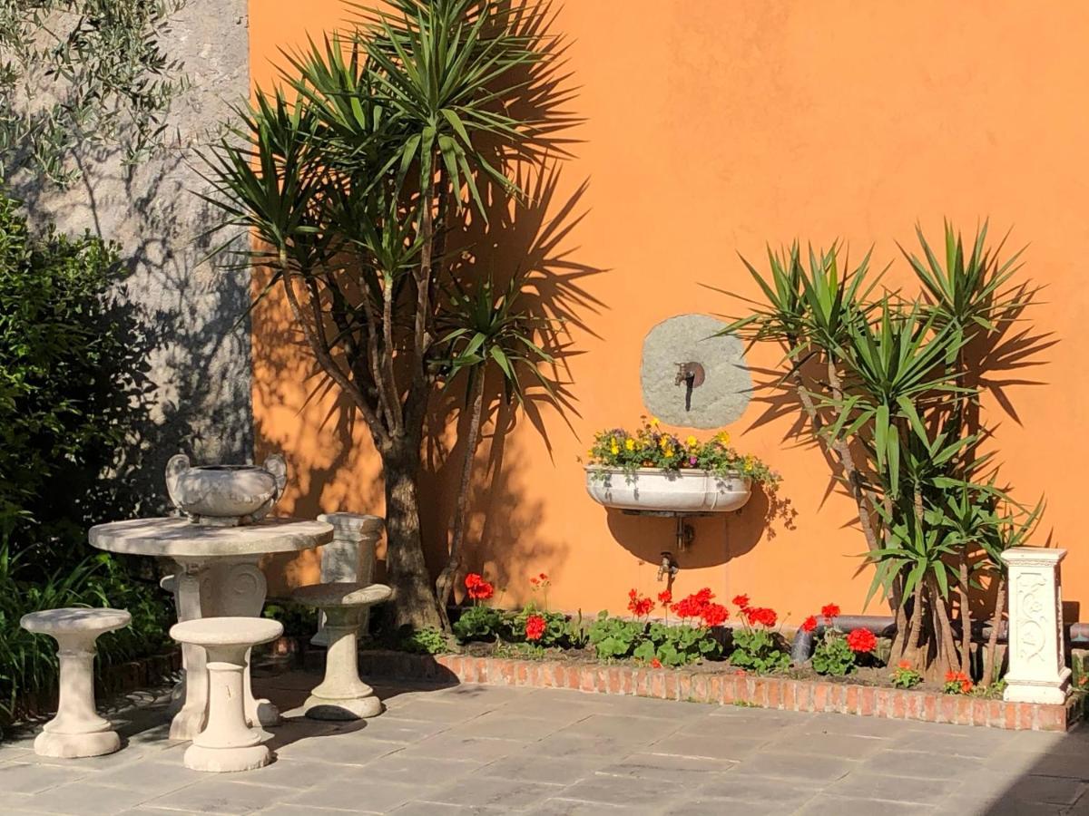 Residenza Di Prestigio In Riva Al Lago Marone Loft Exterior photo
