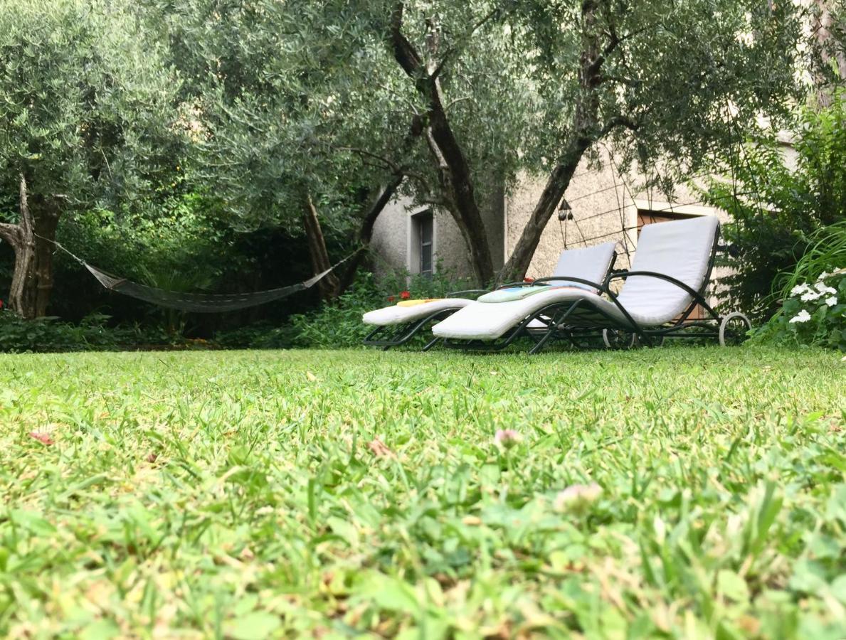 Residenza Di Prestigio In Riva Al Lago Marone Loft Exterior photo